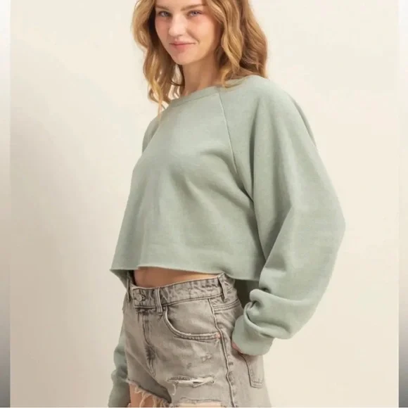 Double Zero Laid Back Sage Green Crop Sweatshirt — Size L - Picture 3 of 5